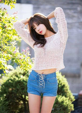 gl手指按压花蕊颤抖