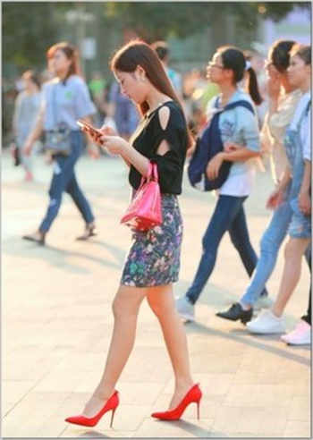 3d彩漫妈妈的教育方式
