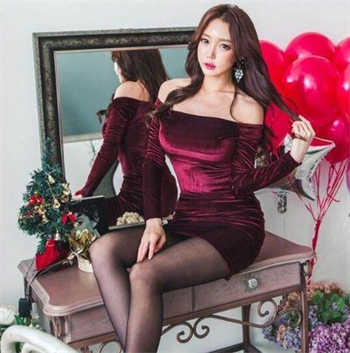 斗鱼婉儿别闹老公吃蛋糕