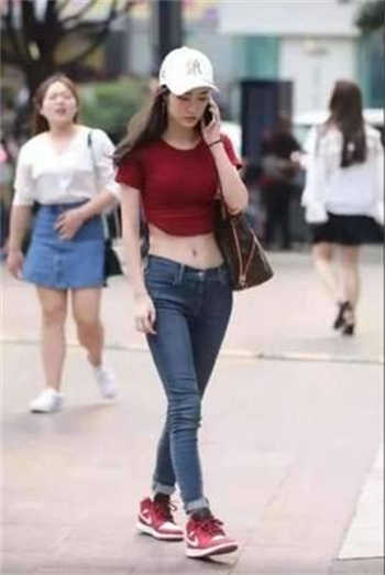 女人用过的护垫分泌物