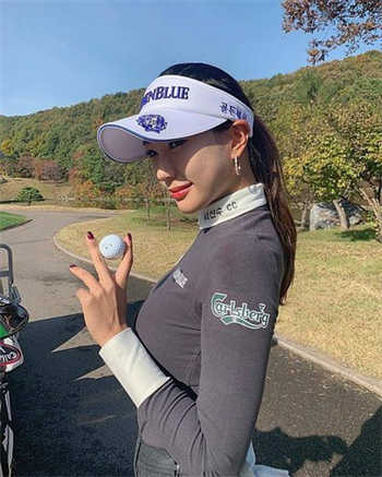 恋子情节的母亲有什么表现