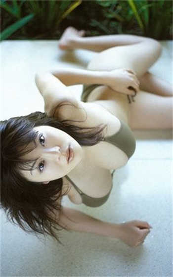 新婚子与卖菜公共厕所