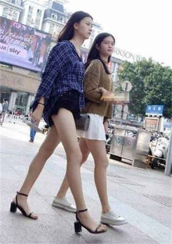隔壁欲望太太很放荡