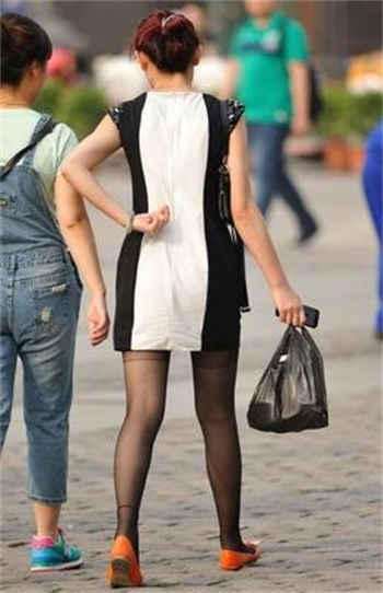 兽皇人与马图片