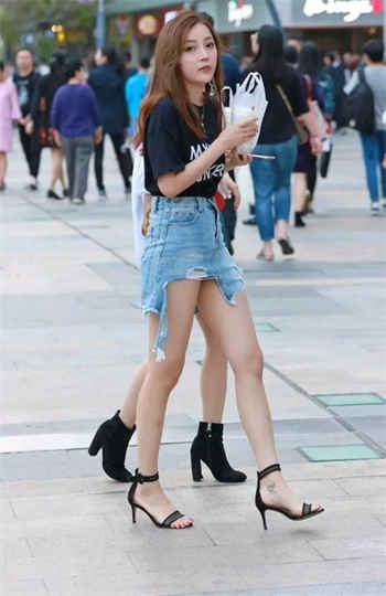 鹿角与猫爪伪娘vk