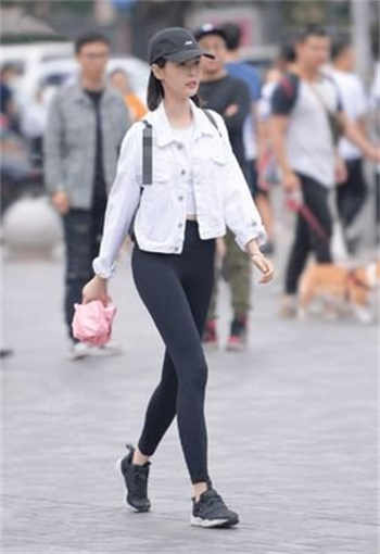 触手强制h受孕全彩本子