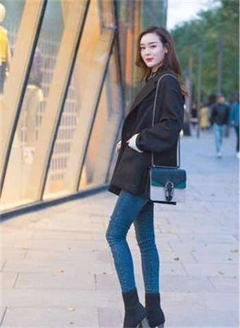 贵妃敬事房挨板子