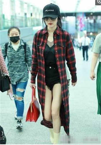 若月美伊莱