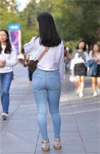 茶馆的新茶嫩不能