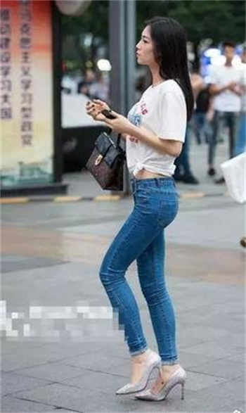 快穿之媚色系统冉再再